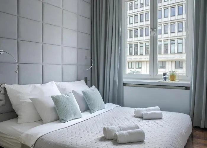 Corolla Pod Palma - Nowy Swiat Warsaw